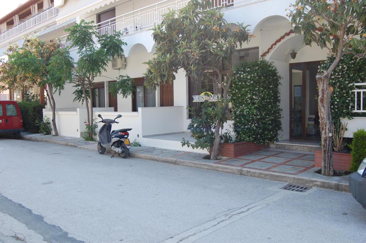 Giorgos Apartments Square Nea Vrasna Exterior photo
