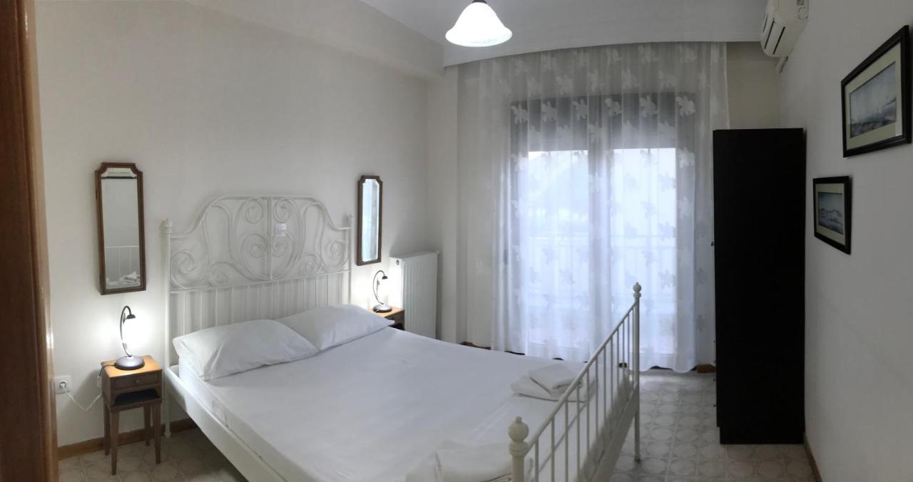 Giorgos Apartments Square Nea Vrasna Exterior photo